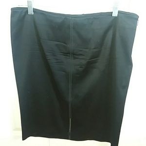 Gucci simple black straight pencil skirt